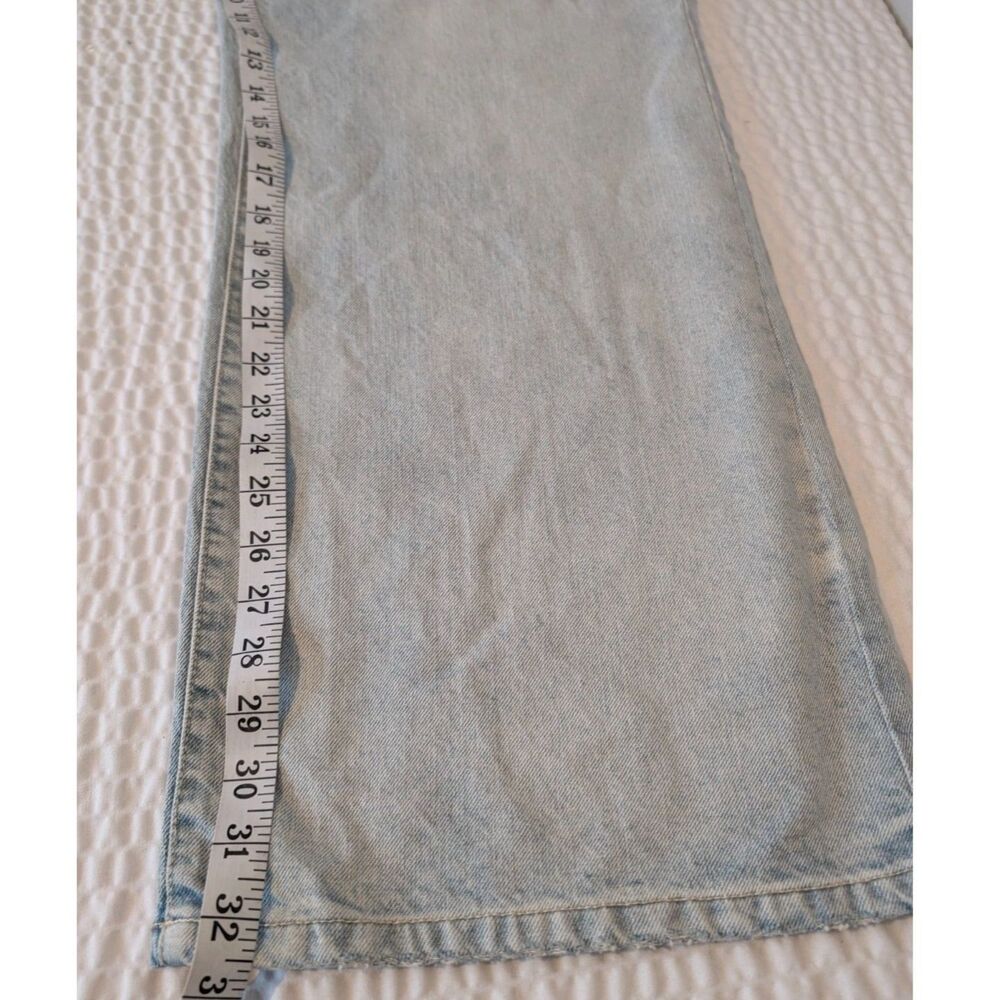 Wild Fable Women's Ultra Light Wash Low-Rise Bootcut Jeans Size 28 - Picture 5 of 7